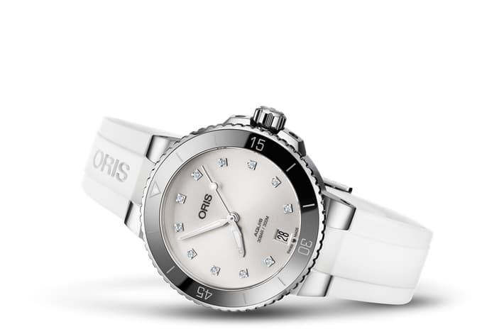 Image of Aquis Date Diamonds
